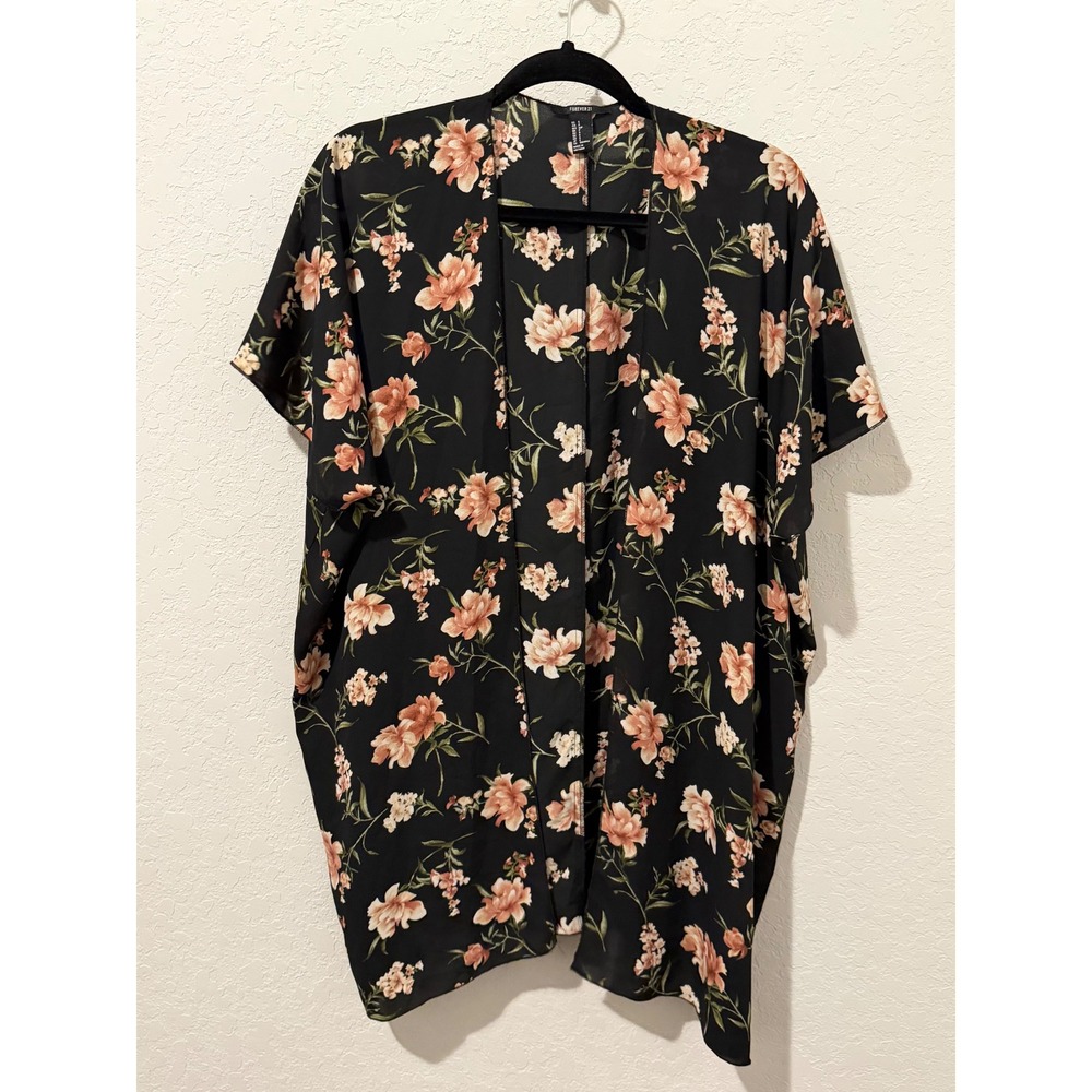 Forever 21 Floral Kimono Wrap Black Peach Short Sleeve Open Front Cardigan Small